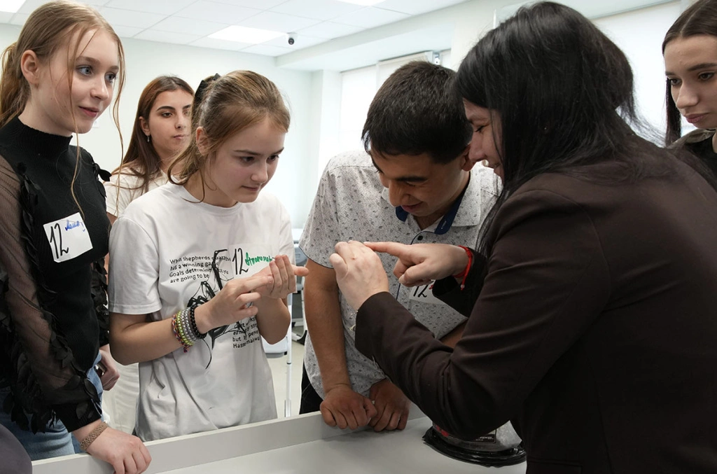 Как интересно рассказать о профессии геолога и работе в карьере Привезти с собой интересные минералы!.JPG