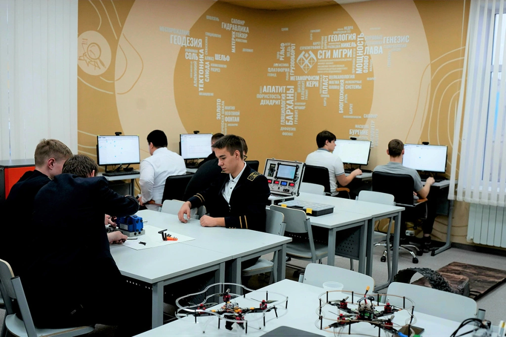 Металлоинвест помог создать учебно-лабораторный комплекс в СГИ МГРИ.jpg Металлоинвест помог создать учебно-лабораторный комплекс в СГИ МГРИ.jpg