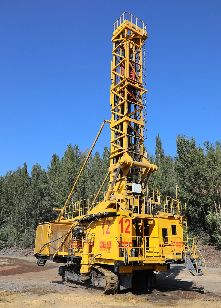 Новый СБШ-250 станет ведущим при разработке северного борта лебединского карьера1.jpg