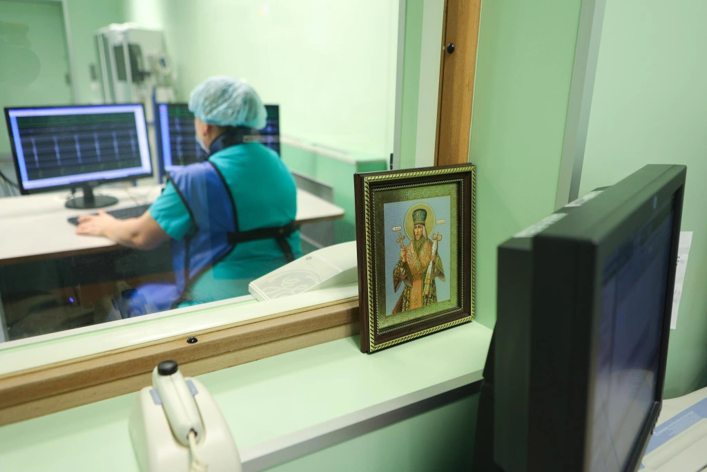 AVER2000.jpg AVER2000.jpg