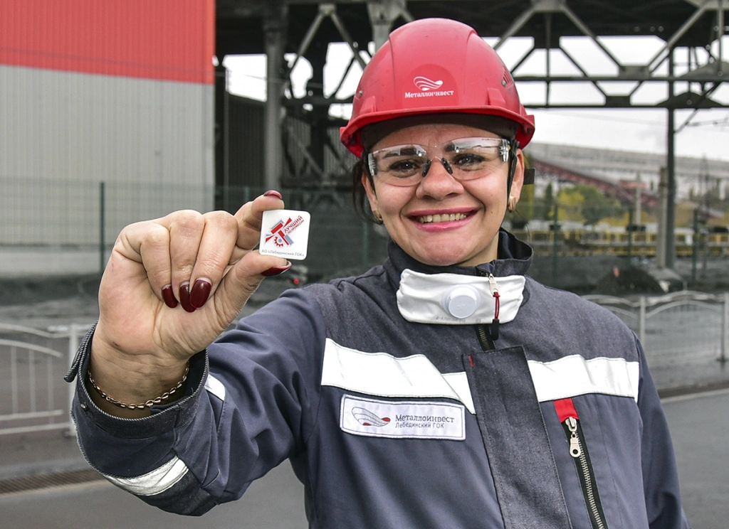 Знак призёра конкурса «Лучший по профессии» — особая гордость Ольги Феклистовой.JPG